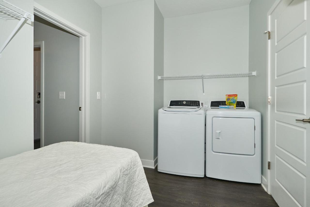 Modern Dwntwn 1 Bdrm Apt Pool Gym Free Parking Индианаполис Екстериор снимка